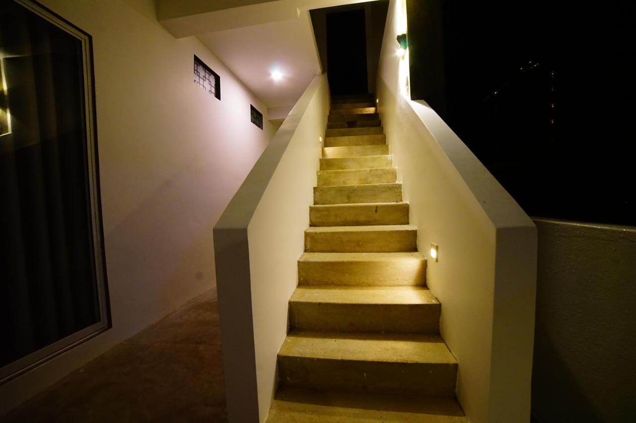 Island Life Hotel Negombo Exterior photo